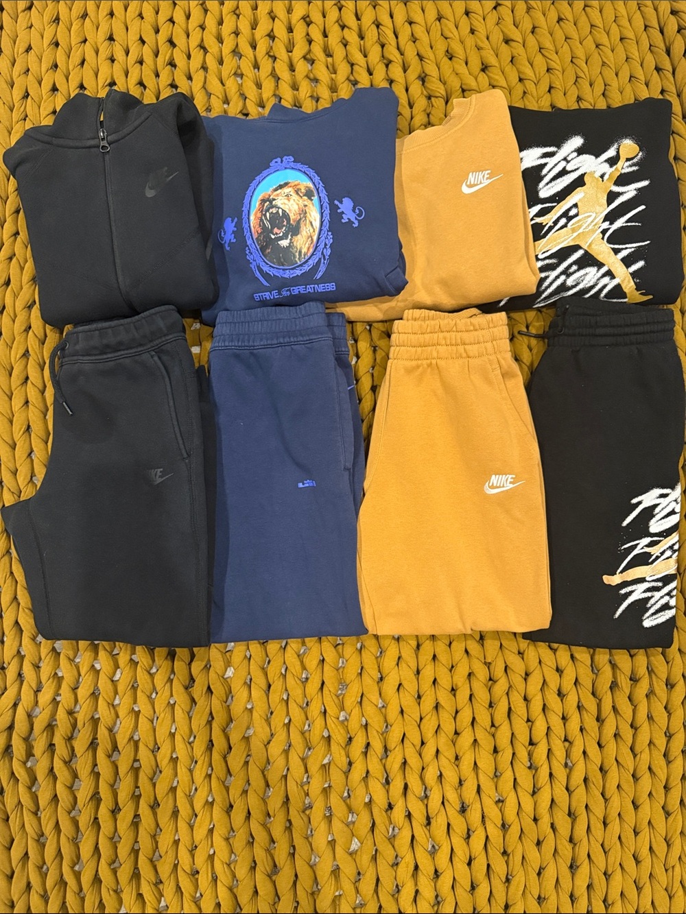 Nike Kids Bundle - Size Medium